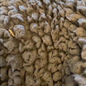 Meet your Posher, Logan